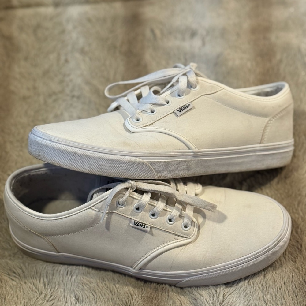 Vans Men's Classic White Sneakers